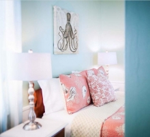 sunset inn and cottages stones throw bedroom