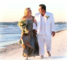 Shades of green for your Florida beach wedding Shades of green for your Florida beach wedding